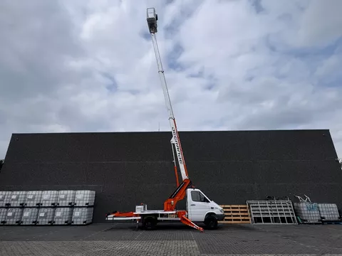 Mercedes-Benz Sprinter 311 Multitel 180